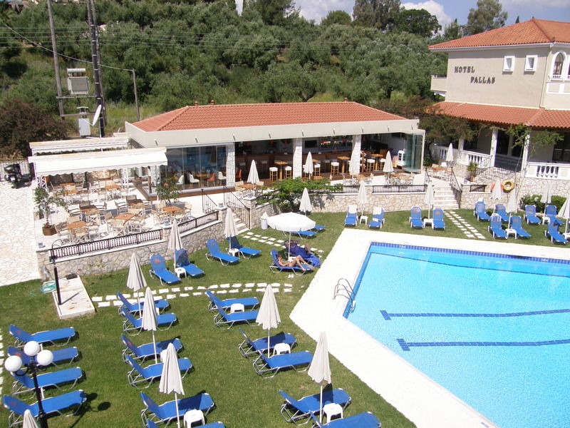 Hotel Pallas Laganas Exterior foto